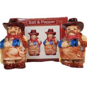 Cowboy Salt & Pepper Shakers. Lincolnshire Gift Collection. 3.5 inches